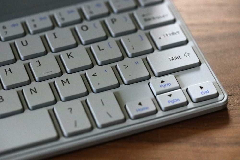 CACOE keyboard apostrophe quotation keys